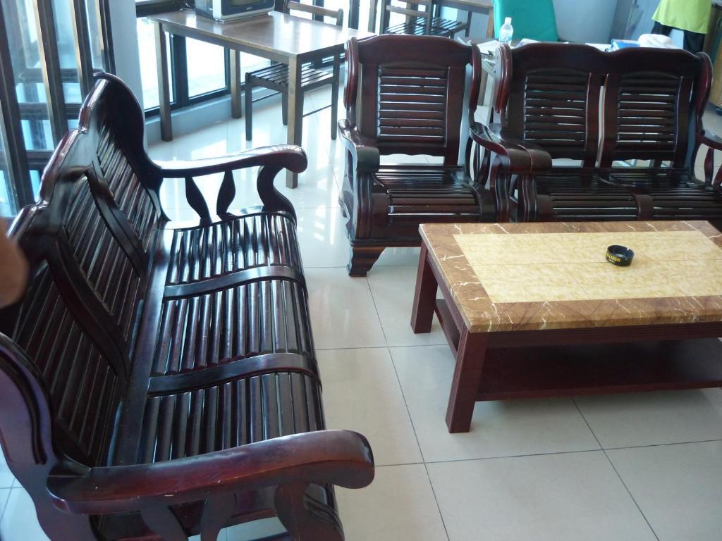A&J Budget Hotel كوتا كينابالو المظهر الخارجي الصورة
