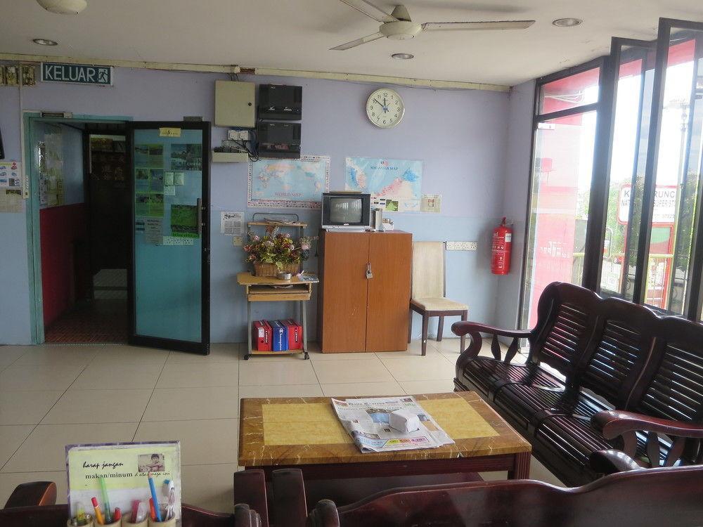 A&J Budget Hotel كوتا كينابالو المظهر الخارجي الصورة
