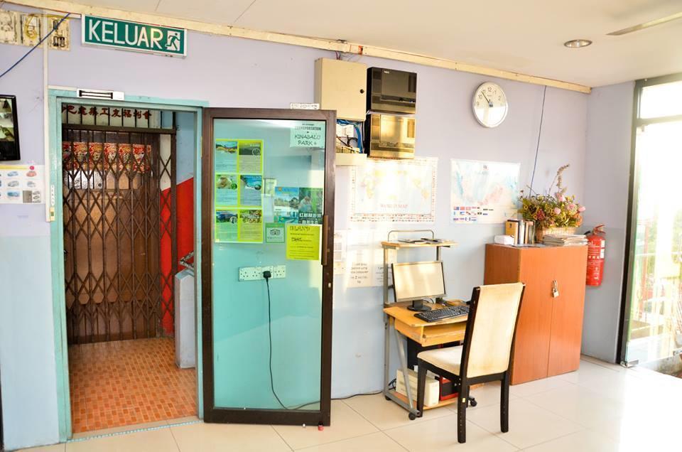 A&J Budget Hotel كوتا كينابالو المظهر الخارجي الصورة
