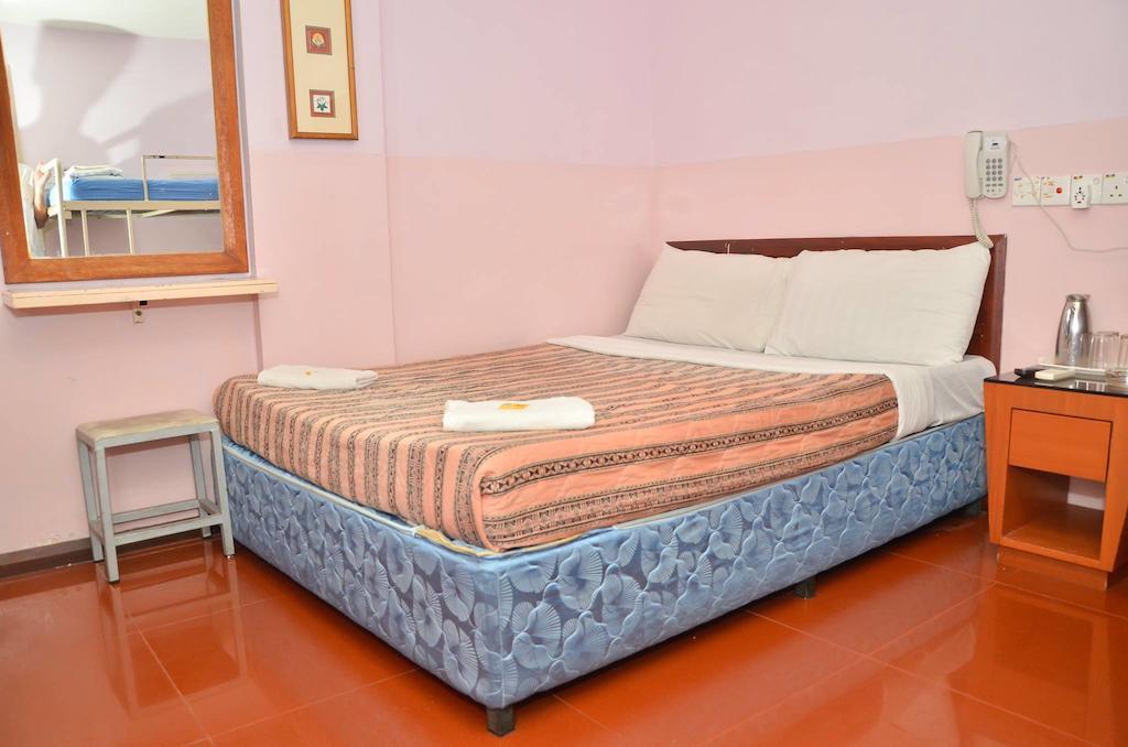 A&J Budget Hotel كوتا كينابالو المظهر الخارجي الصورة